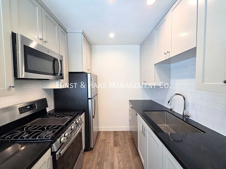 1545 Obispo Ave #3 — Photo 8