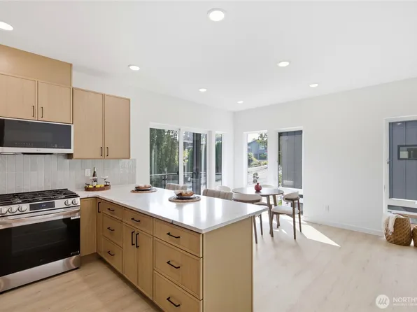 5718 NE 65th Street, Seattle, WA 98115