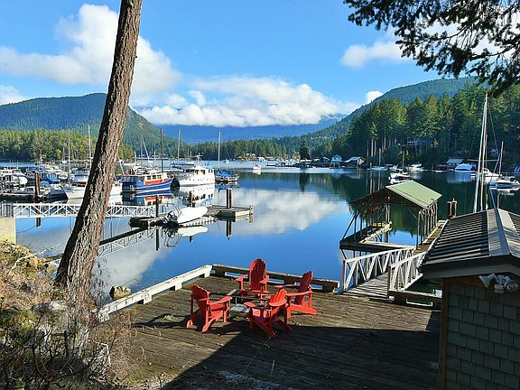 5th image of 4650 Gerrans Bay Rd