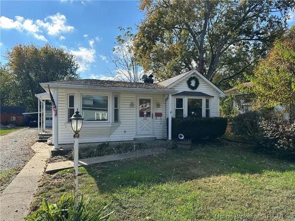 1021 N Taggart Avenue, Clarksville, IN 47129