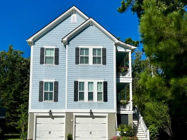 542 Amalie Farms Dr, Charleston, SC 29492