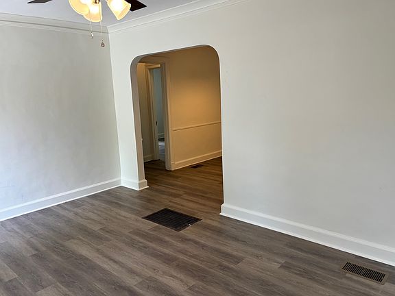 4th image of 3750 Kearney Ave