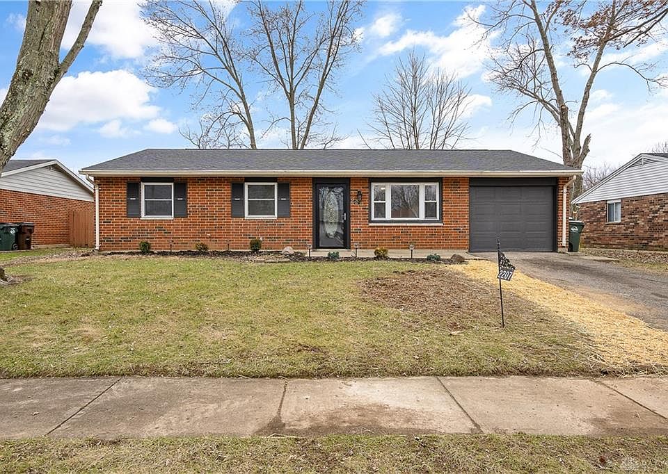 1st image of 2207 Carolina Dr