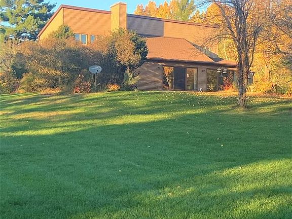 2nd image of 149856 Wineberry Ln