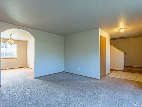 5th image of 8835 Natooka Ct SE
