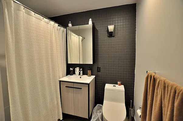 Rented by Lodger Corp | media 8