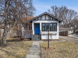 312 11th St N, Moorhead, MN 56560