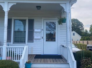 8 Orchard St #B, Cos Cob, CT 06807