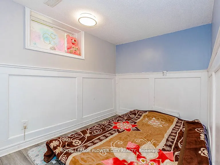 37 Warwick Rd — Photo 35