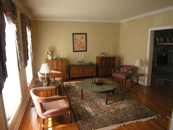 2nd image of 7104 Laketree Dr