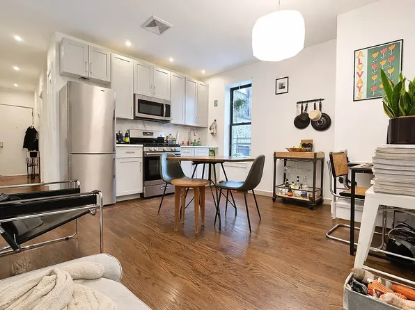 397 Macon Street image 1 of 4