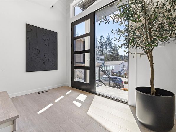 1046 Golden Spire Cres, Langford, BC V9C 0N7
