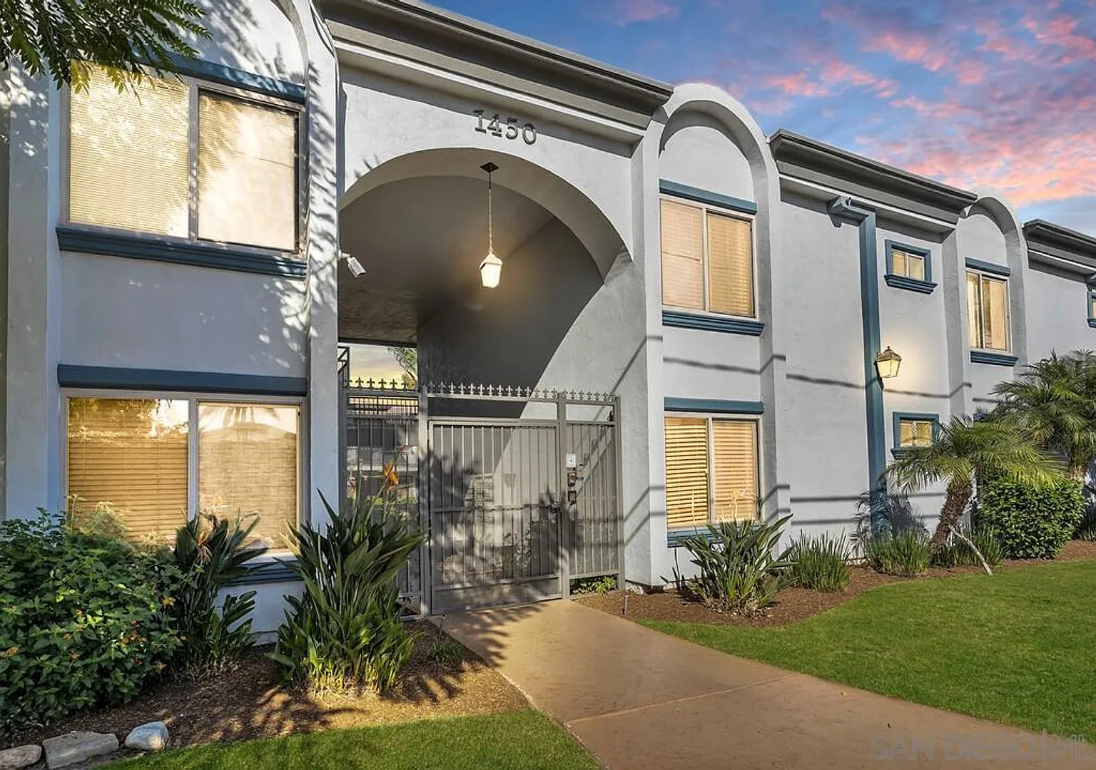 1 Bedroom Condo in Imperial Beach — Photo 2