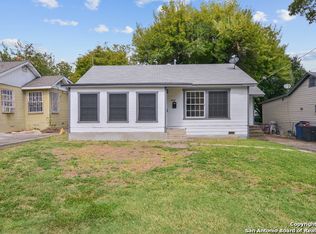 2407 W Wildwood Dr, San Antonio, TX 78201