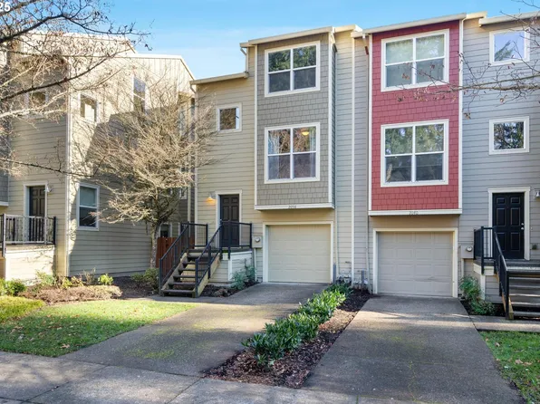 2056 NE Sheffield Ave, Hillsboro, OR 97006