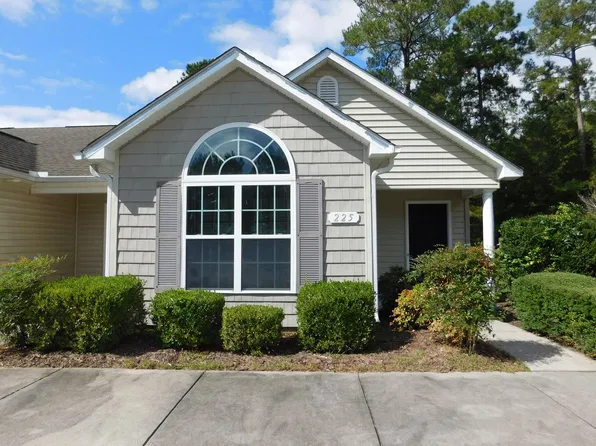 225 Church Hill Ct, New Bern, NC 28562