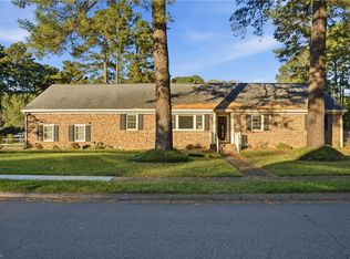 417 Pines Of Warrick Dr, Chesapeake, VA 23322