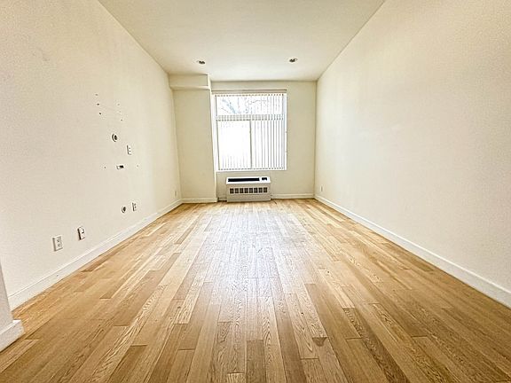 3rd image of 143-20 Hoover Ave #1