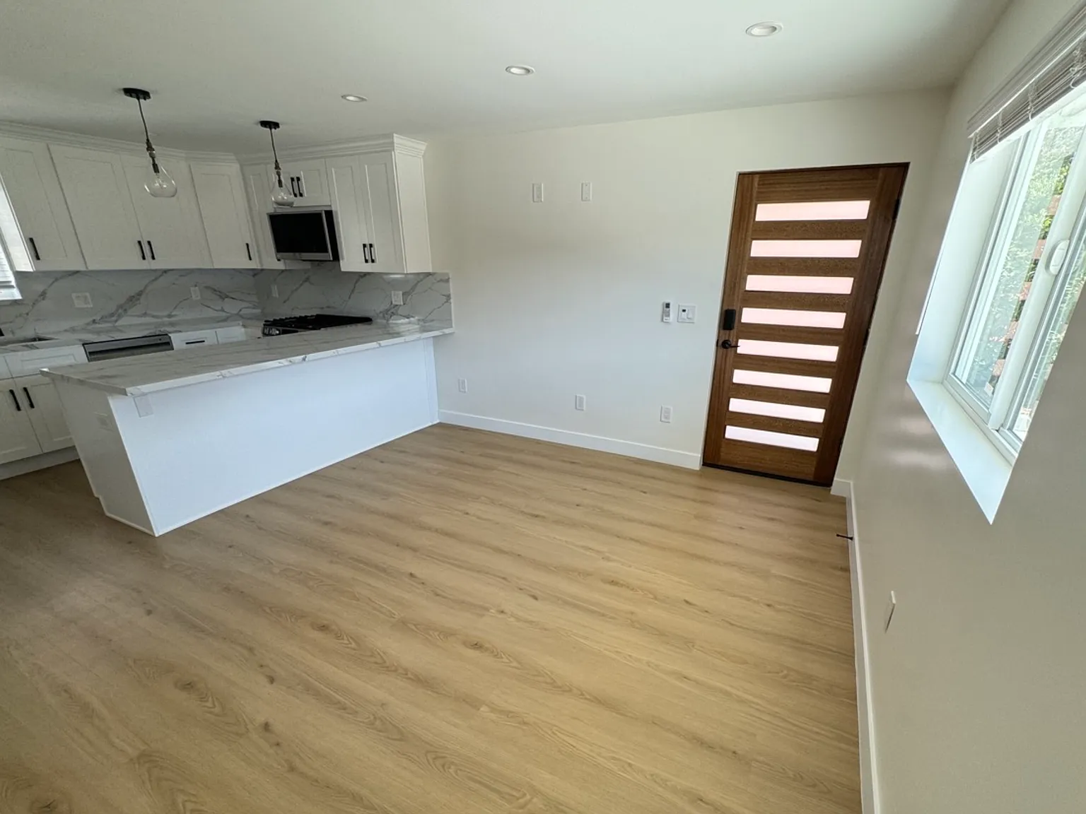 18509 Burin Ave — Photo 4