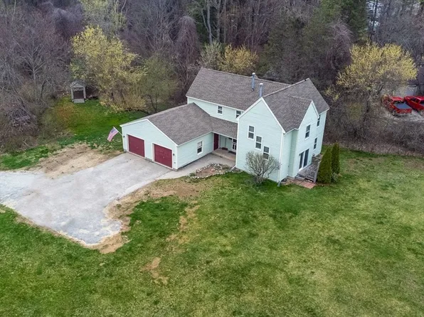 106 Broadway, Pembroke, NH 03275