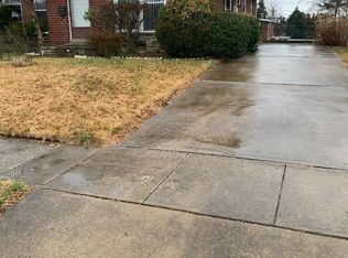 2423 Forest Green Rd, Baltimore, MD 21209