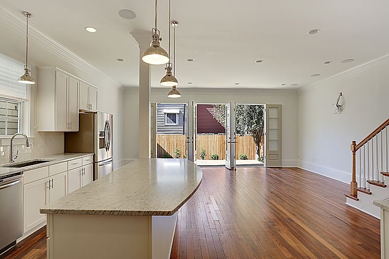 1st image of 930 Dufossat St