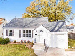 1334 11th Ave, Green Bay, WI 54304