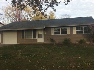 263 Boice Rd NW, Cedar Rapids, IA 52405