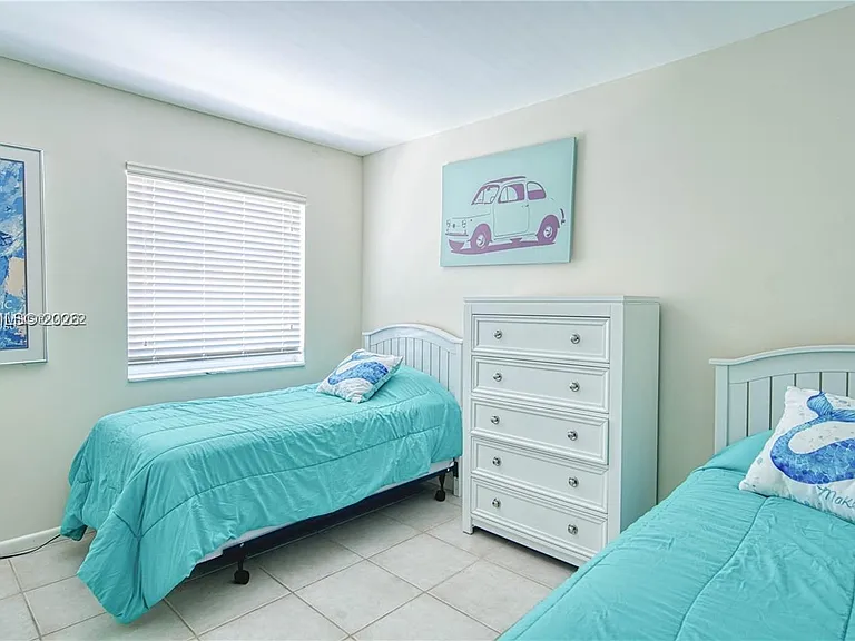 2900 Banyan St #408 — Photo 10