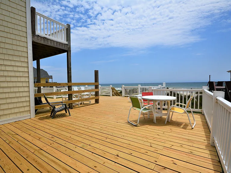 3812 Island Dr — Photo 28