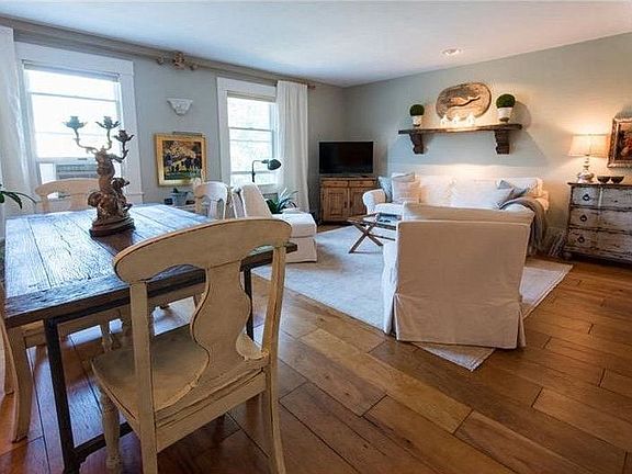 4th image of 8 Arlington St APT E2