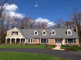 1310 E Bay Point Rd, Bayside, WI 53217