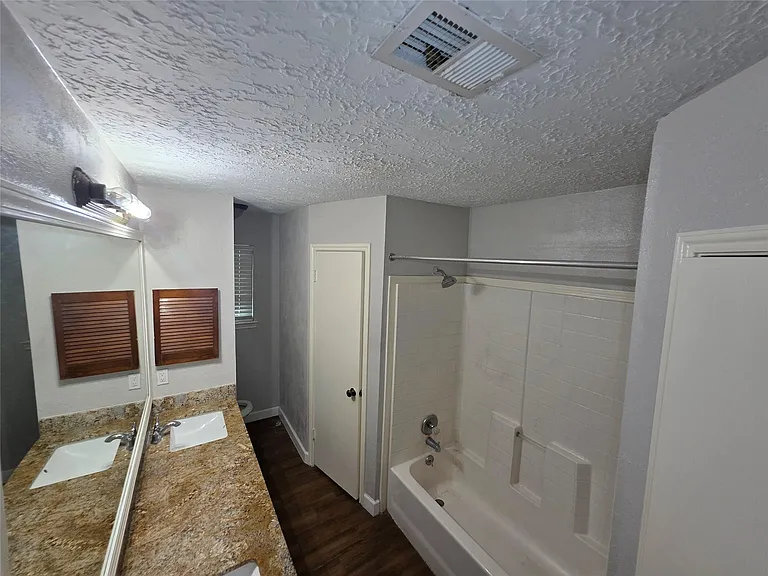 11634 Eaglewood Dr — Photo 9