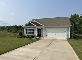 163 Clear Valley Dr, Sanford, NC 27330