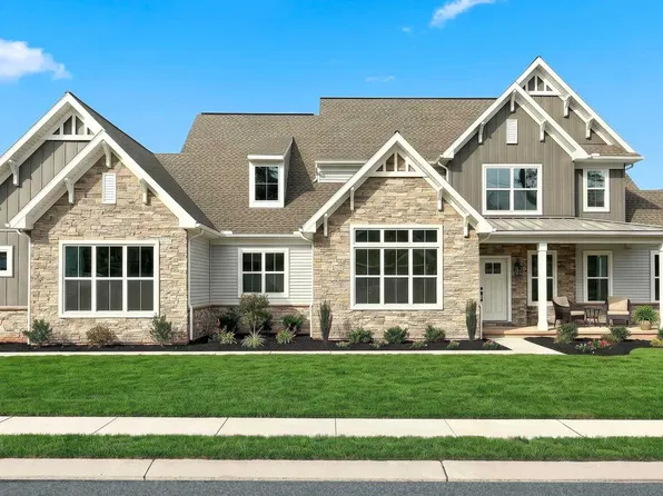 224 W Valley Rd, Denver, PA 17517