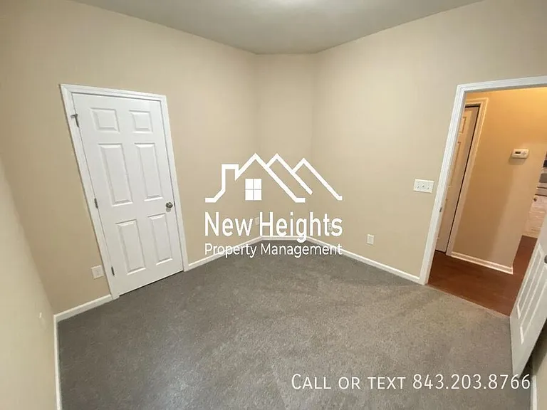 8207 Ronda Dr — Photo 18