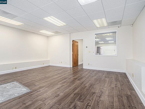 4th image of 3755 Mission St #3759