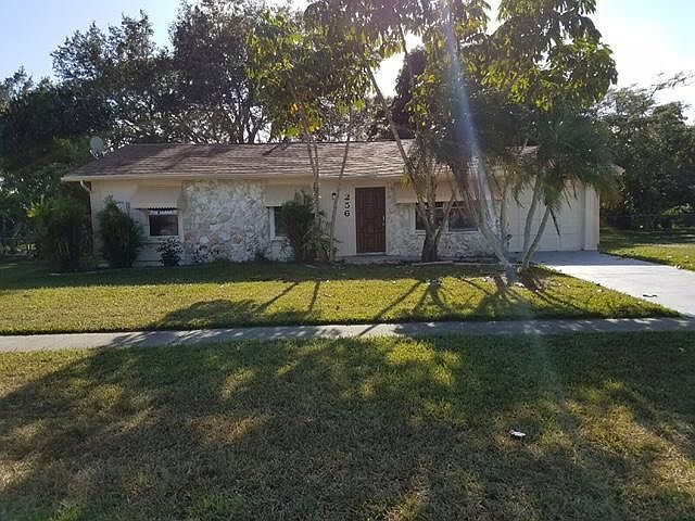 1st image of 256 SW Lucero Dr