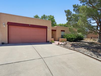 1025 Lee Trevino Dr, Belen, NM, 87002