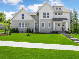 430 Auburn Ridge Rd, Coralville, IA 52241