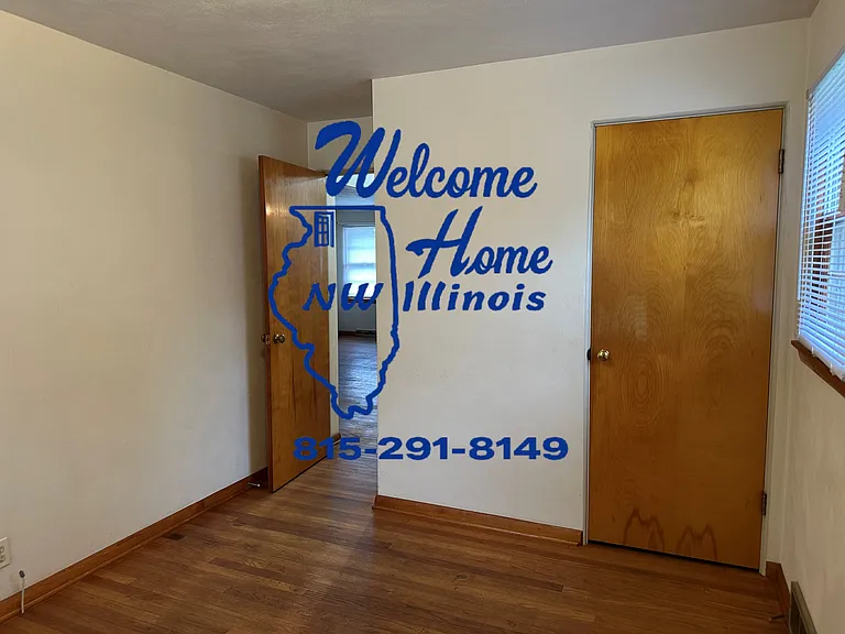 538 W Elk St — Photo 7