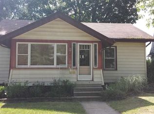233 Manor Ave, Elkhart, IN 46516