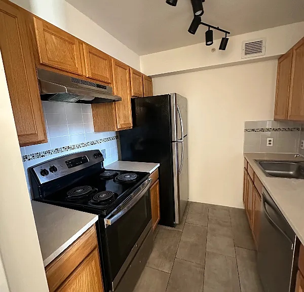 221 Beach 80th St — Photo 6