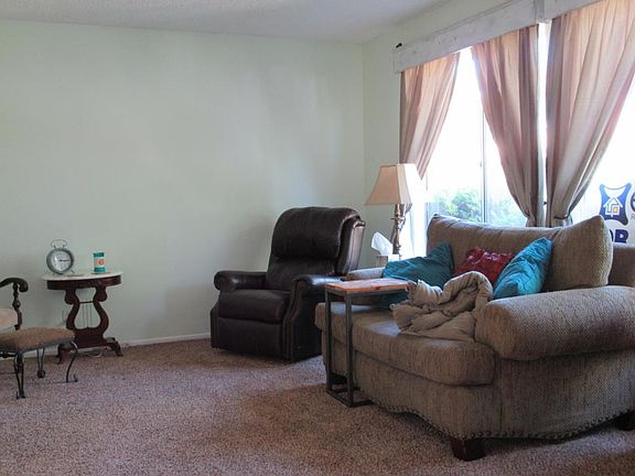 5th image of 1506 Thrasher Ct