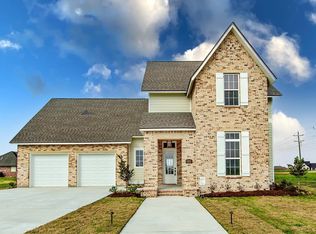 1203 Rosedown Dr, Thibodaux, LA 70301