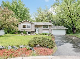 4550 Johnny Cake Ridge Rd, Eagan, MN 55122