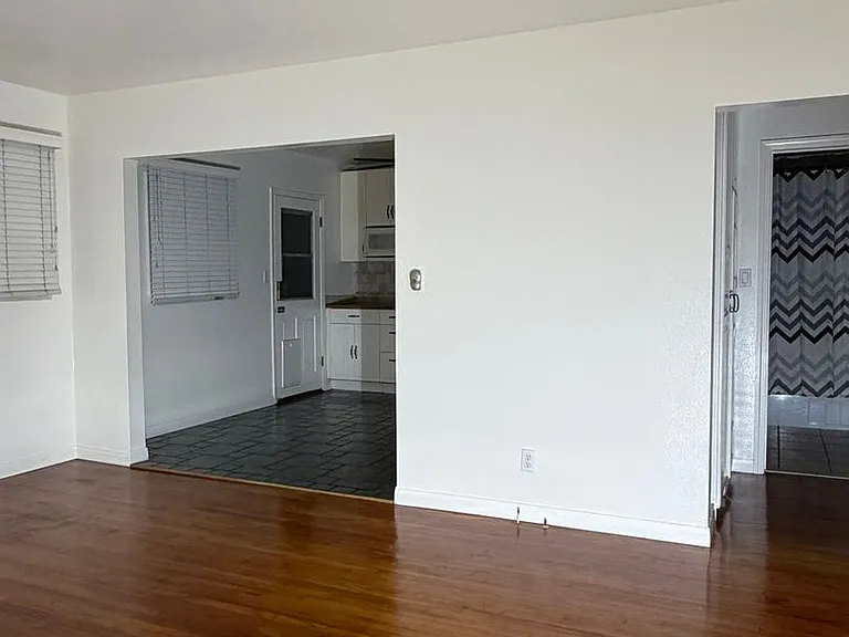1243 Electric St — Photo 14