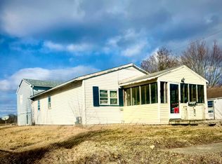 216 W Brown Ave, Carey, OH 43316