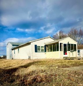 216 W Brown Ave, Carey, OH, 43316