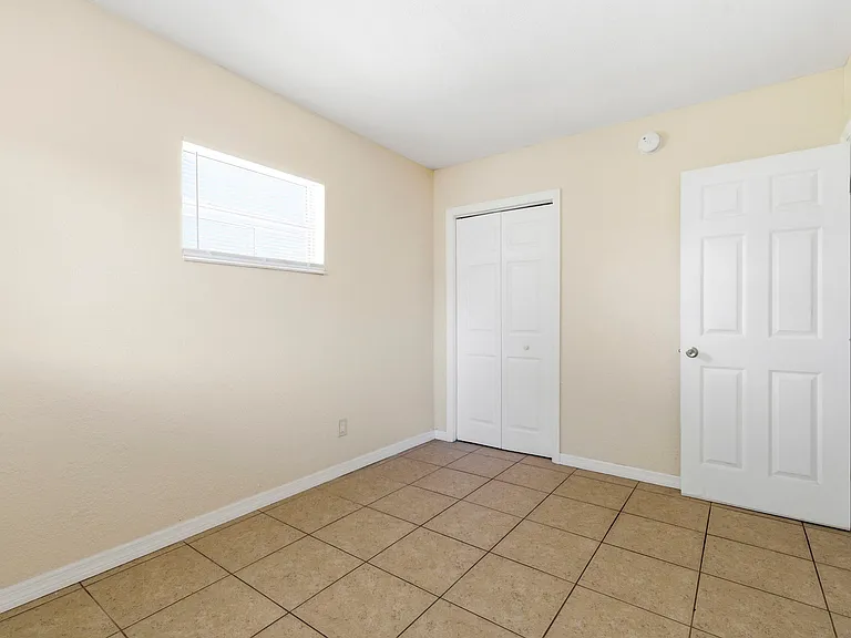 1799 Russell St S #3 — Photo 22